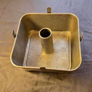 Vintage Aluminum Square Angel Food Cake Pan 9.5 Inch Removable Bottom with Feet